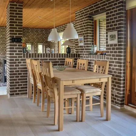 Three-bedroom In Saby * Sæby