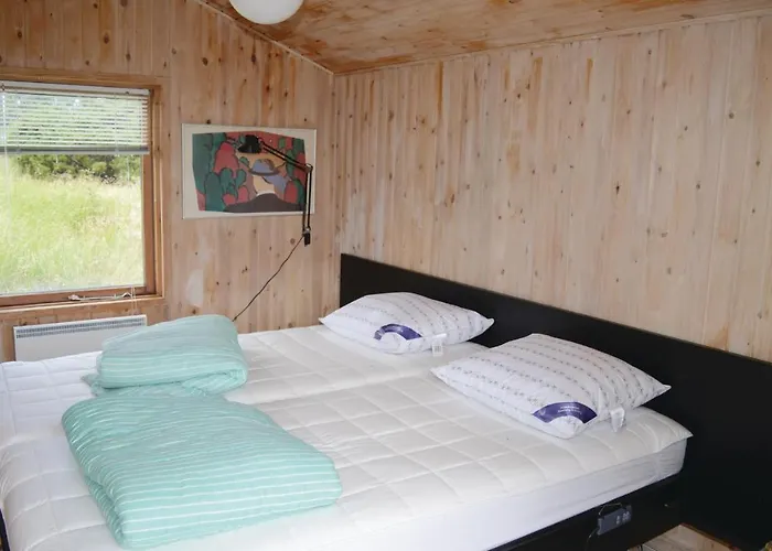 Three-bedroom In Saby Себю